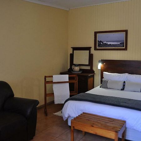 Obelix Guesthouse Людеріц Екстер'єр фото