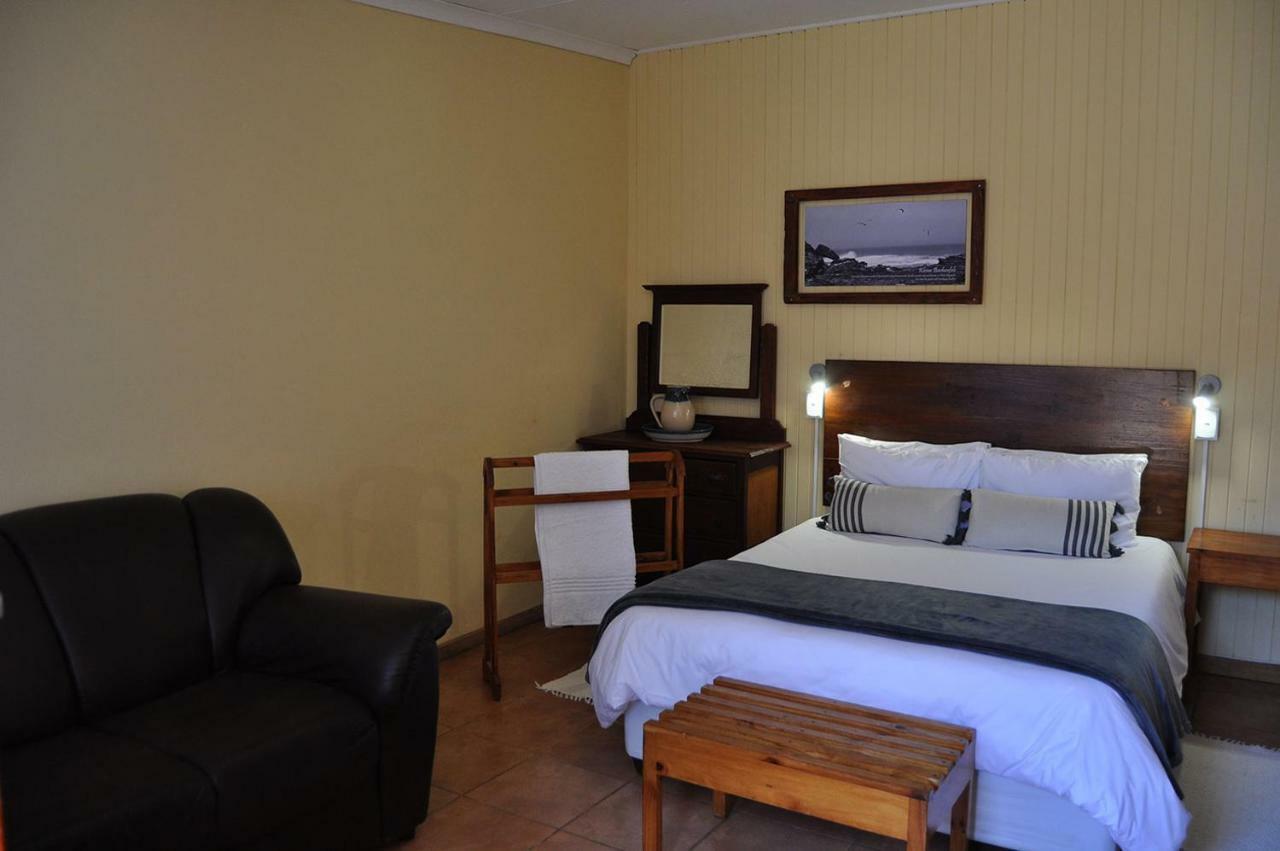 Obelix Guesthouse Людеріц Екстер'єр фото