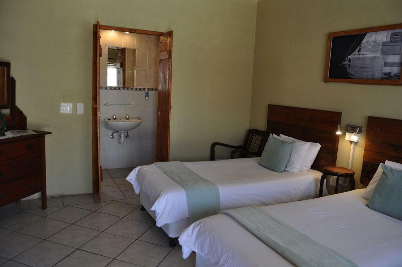 Obelix Guesthouse Людеріц Екстер'єр фото