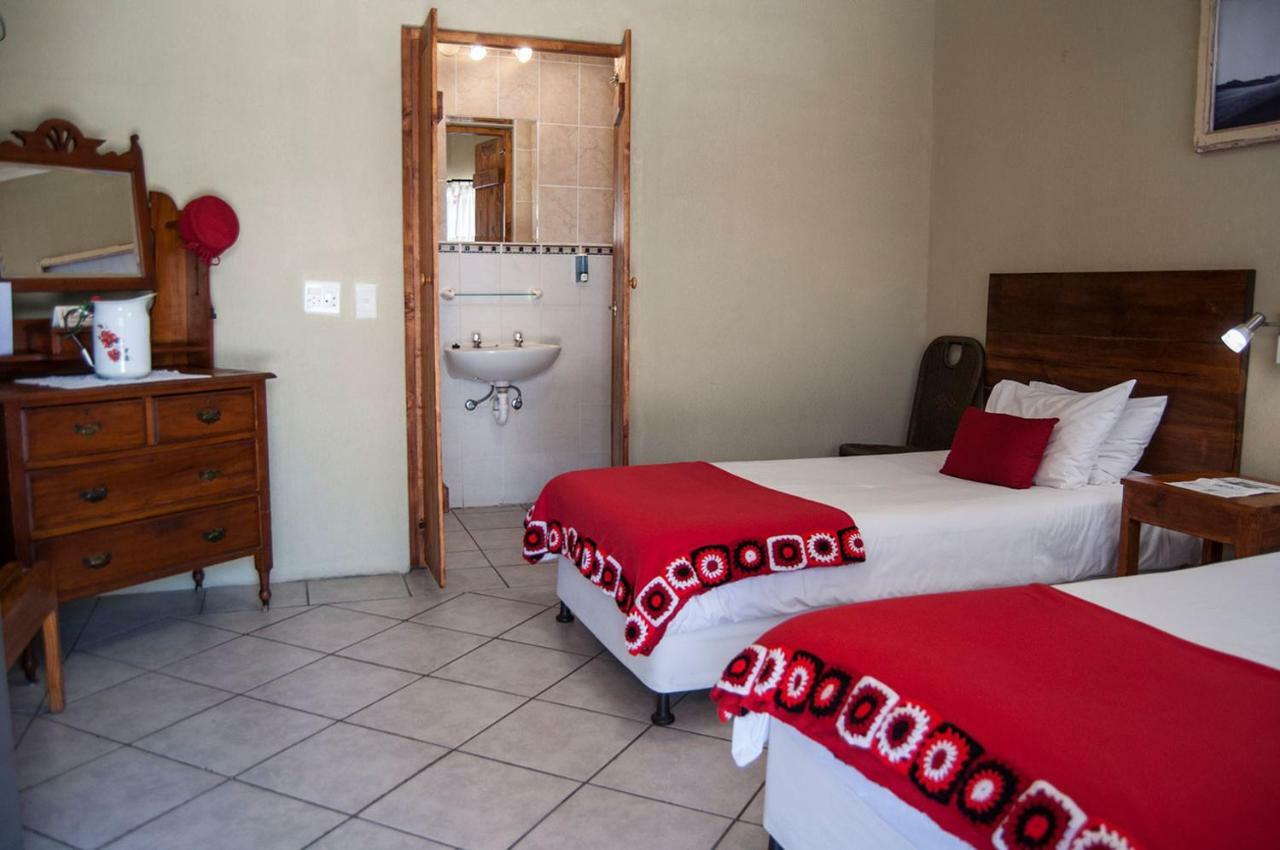 Obelix Guesthouse Людеріц Екстер'єр фото